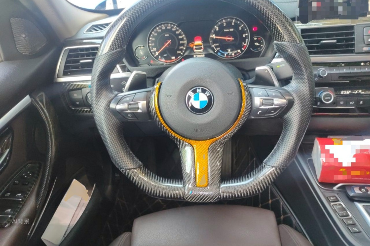 BMW 3 Series 2018 car image #12