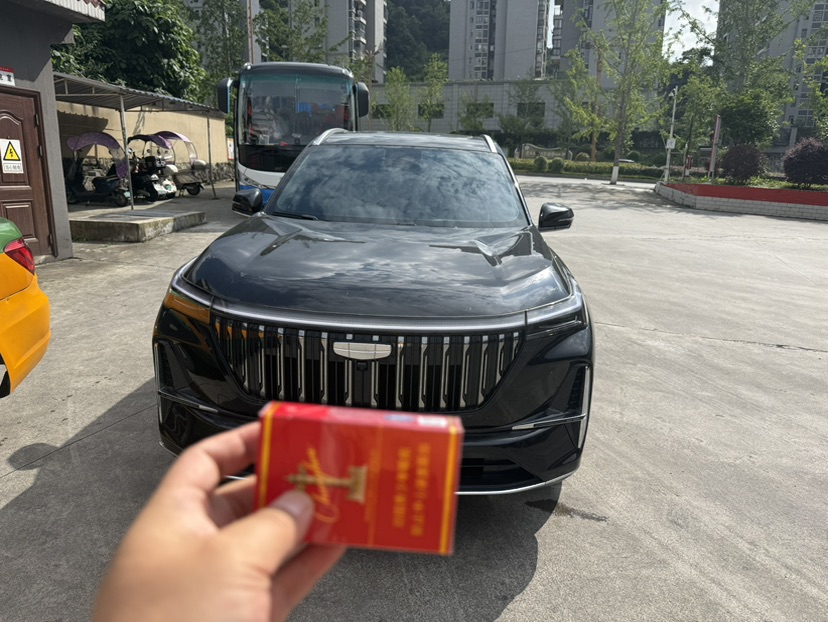 GEELY Boyue L 2025 car image #2