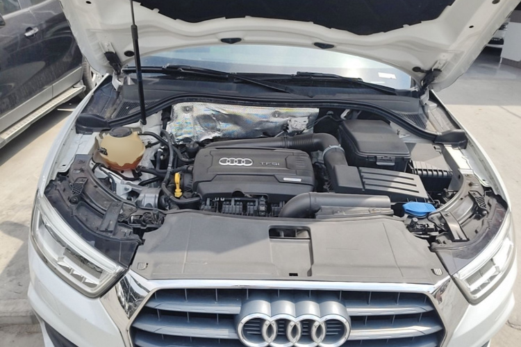 Audi Q3 2018 #22 Audi Q3 2018 car image #22