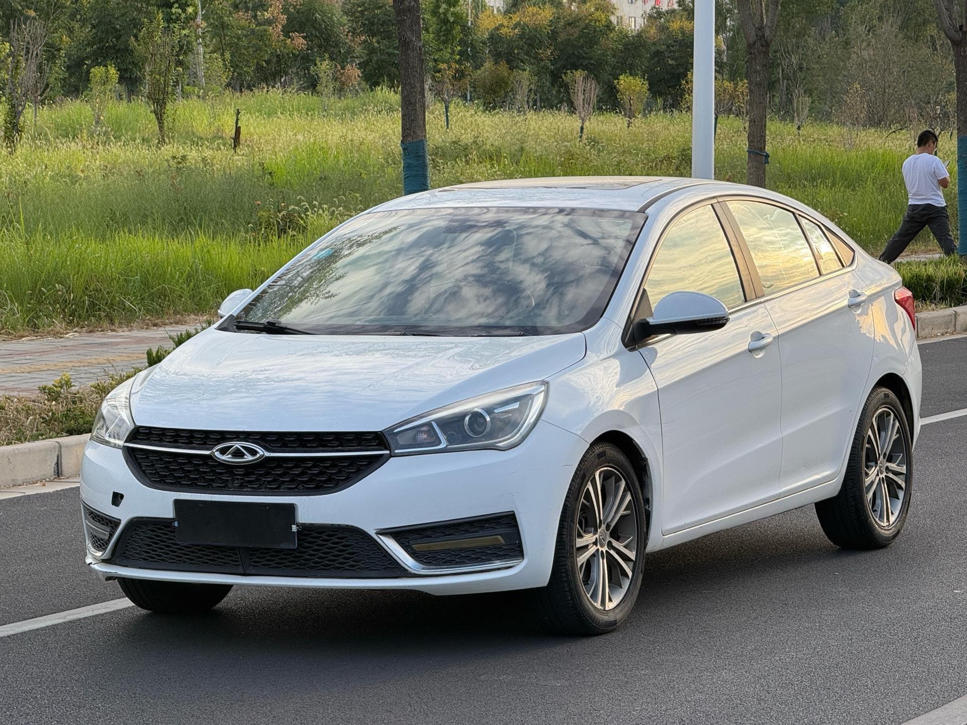 Chery Arrizo 5 2017 car image 