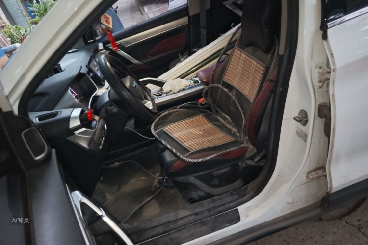 GEELY Coolray 2021 car image #17