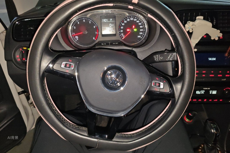 Volkswagen Polo 2016 car image #12