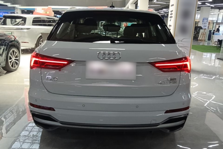 Audi Q3 2021 #6 Audi Q3 2021 car image #6