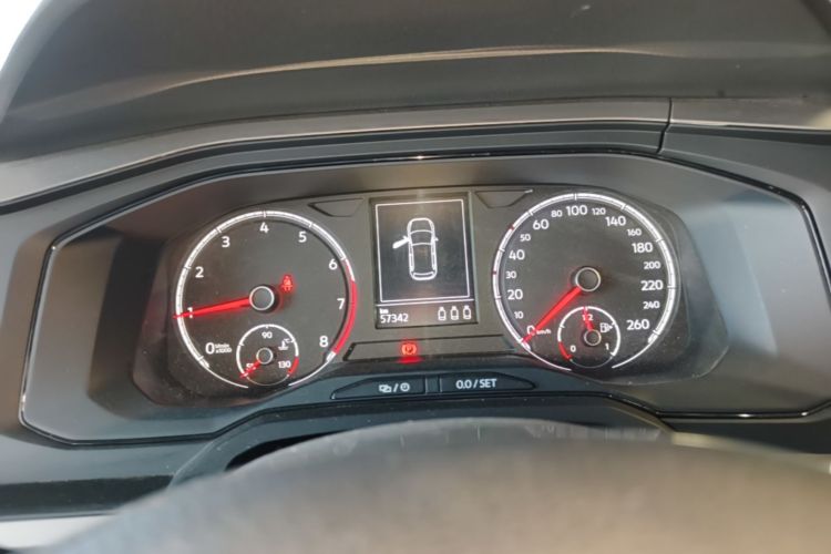 Volkswagen Polo 2020 car image #12