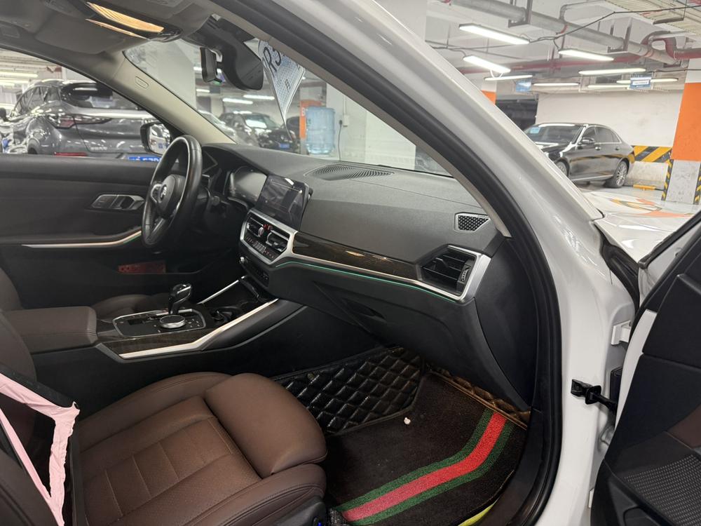 BMW 3 Series 2019 #11 BMW 3 Series 2019 car image #11