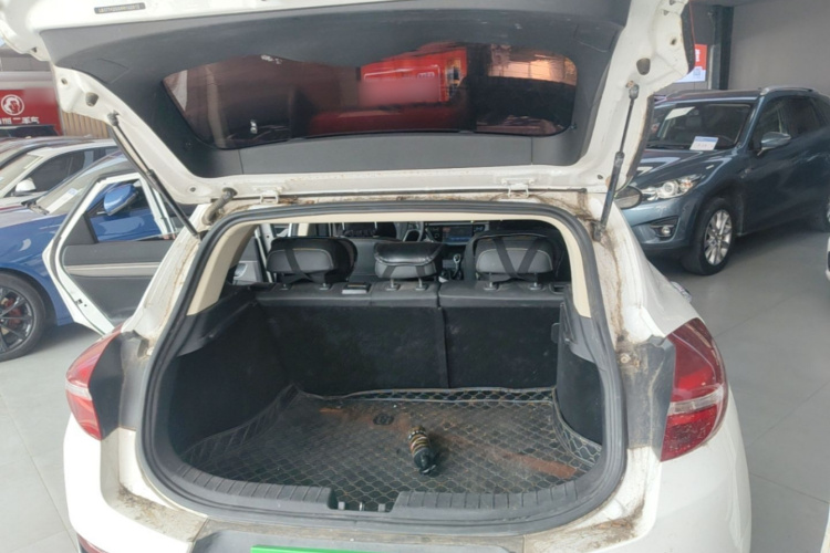 GEELY Emgrand GS 2017 car image #19