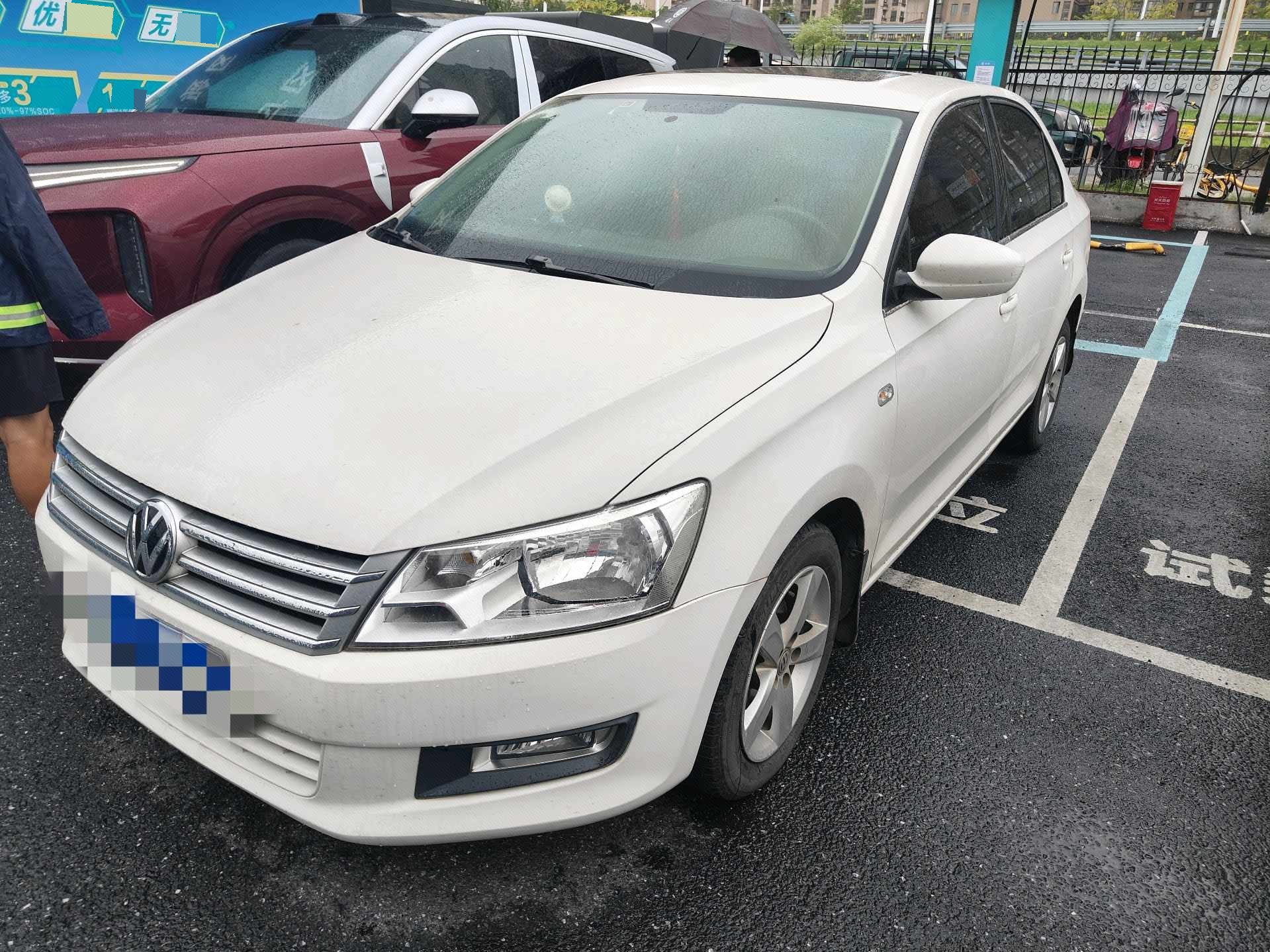 Volkswagen Santana 2015 car image 