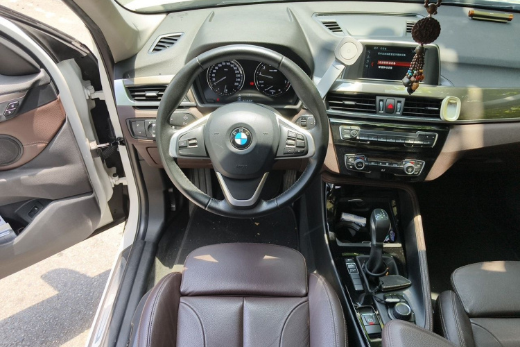 BMW X1 2019 immagine di auto #15