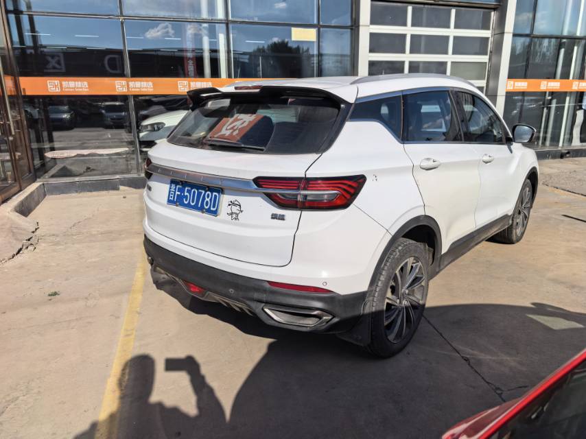 GEELY Coolray 2019 car image #7