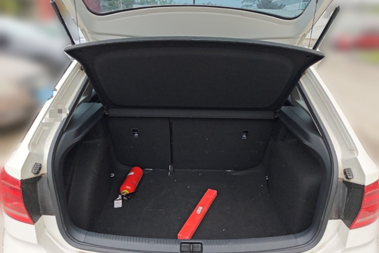 Volkswagen Santana 2018 car image #21