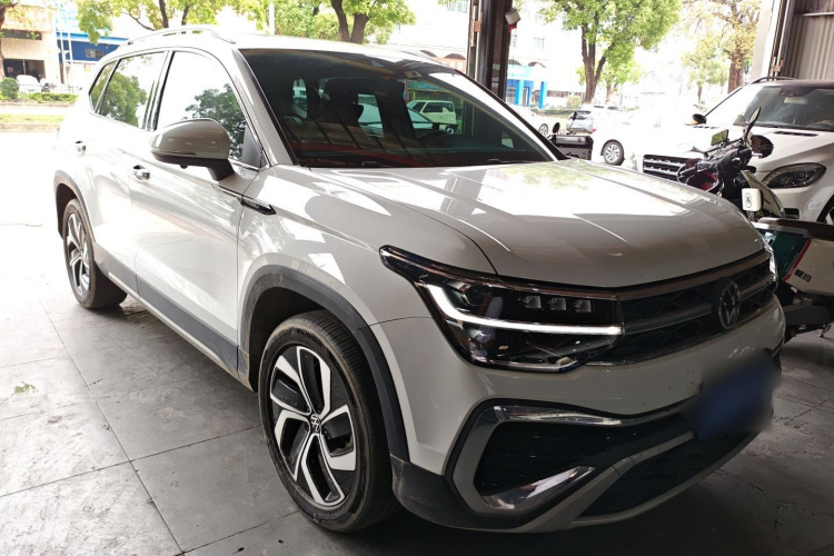 Volkswagen Tharu 2023 car image #6