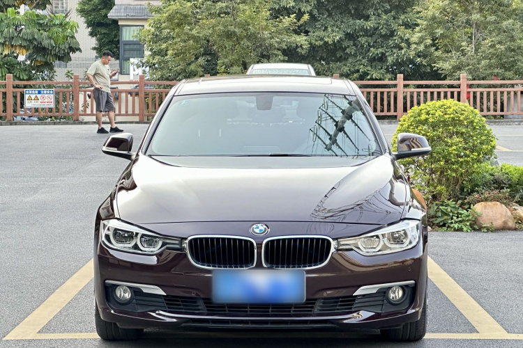 BMW 3 Series 2017 #4 BMW 3 Series 2017 car image #4