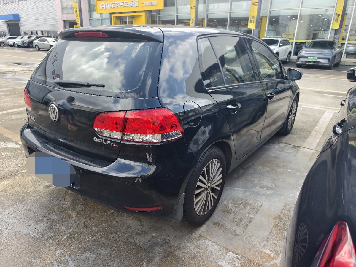 Volkswagen Golf 2013 car image #5