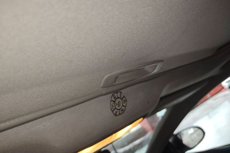 Toyota Corolla 2016 #18 Toyota Corolla 2016 car image #18