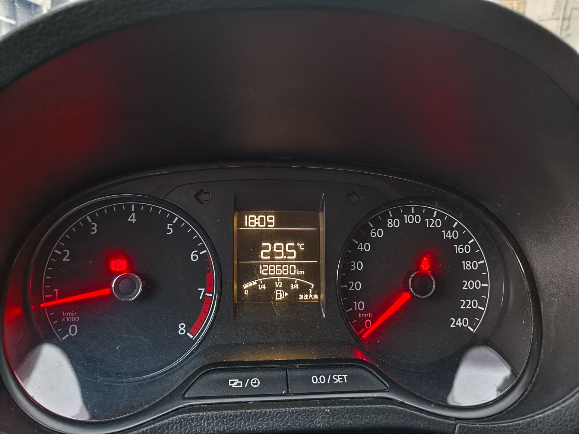 Volkswagen Polo 2016 #14 Volkswagen Polo 2016 car image #14