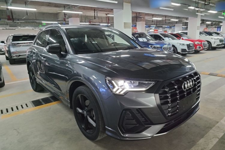 Audi Q3 2019 #4 Audi Q3 2019 car image #4