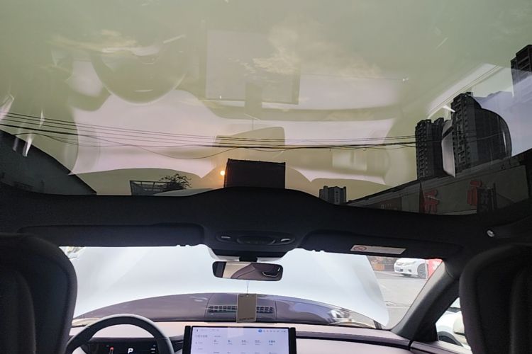 MI SU7 2025 car image #18