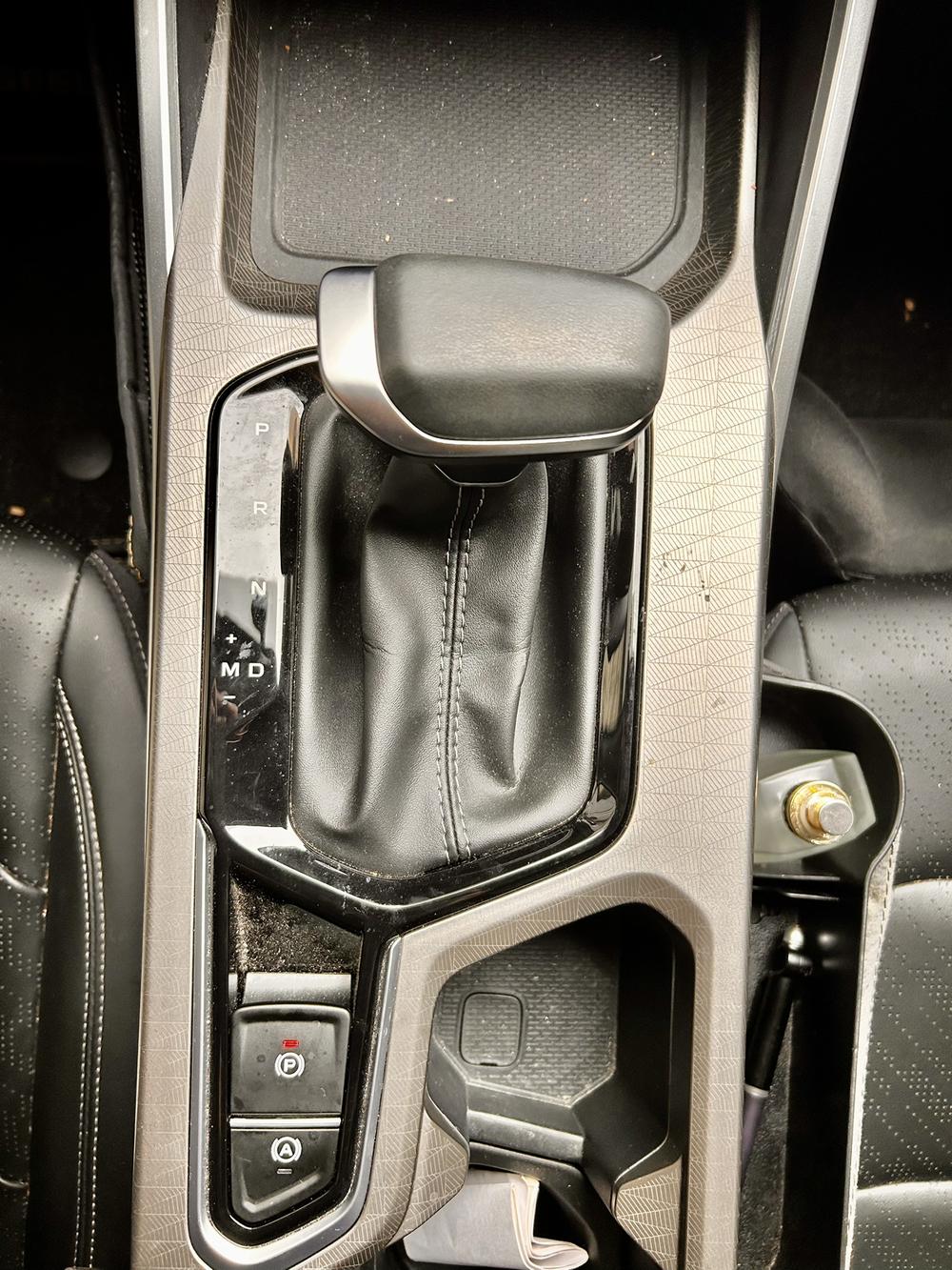 GEELY Emgrand 2023 car image #13