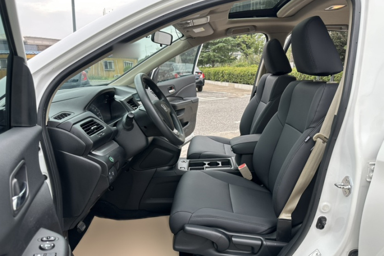 Honda CR-V 2017 #29 Honda CR-V 2017 car image #29
