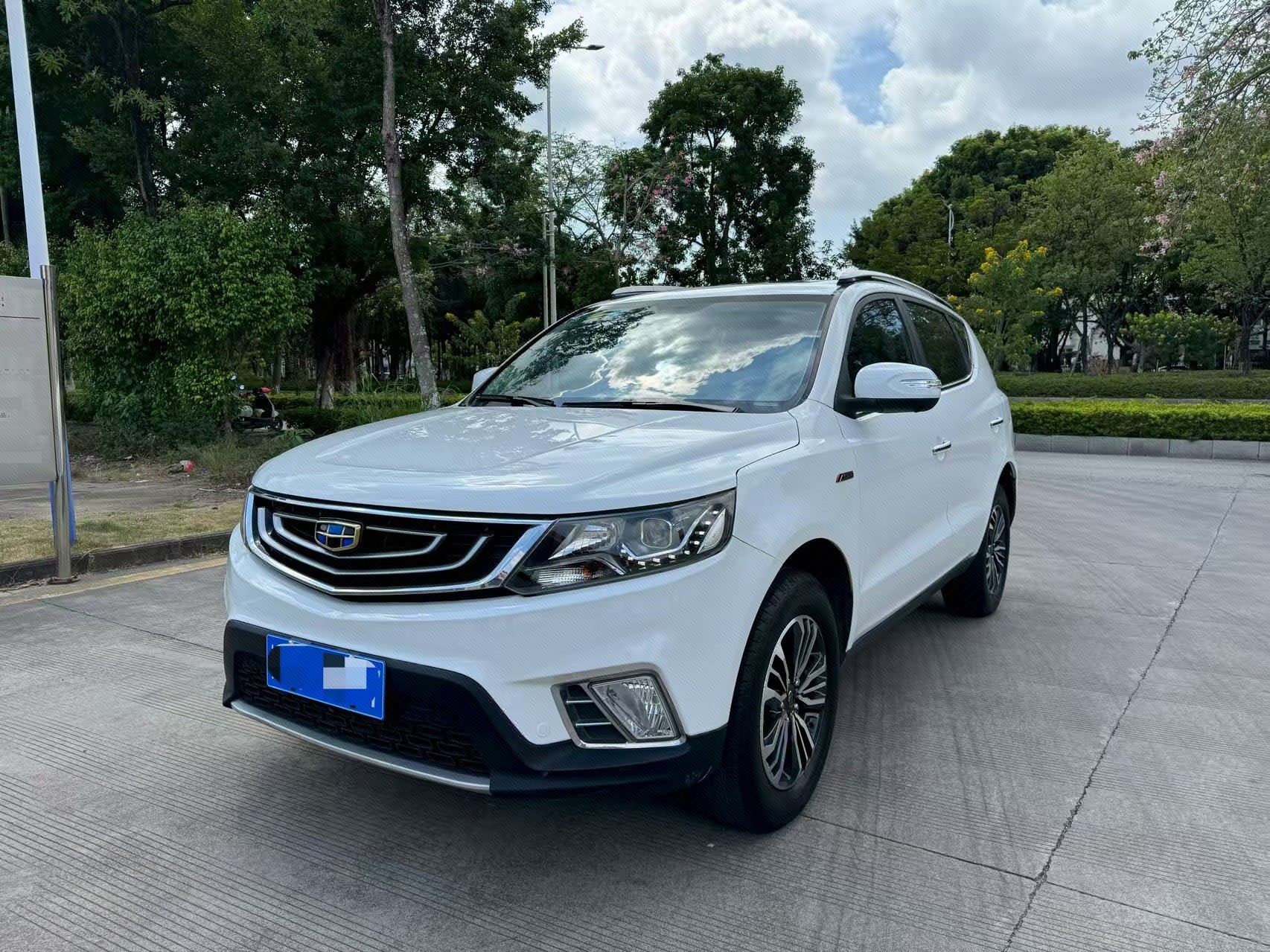 GEELY Vision X6 2017 car image 