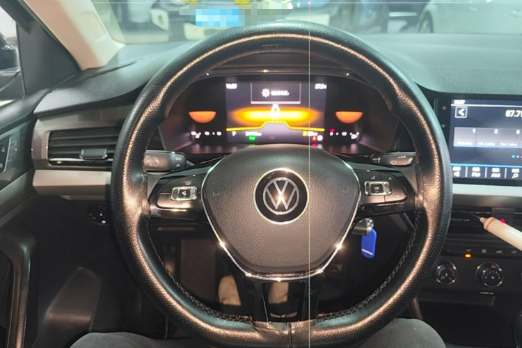 Volkswagen Lavida 2021 car image #11