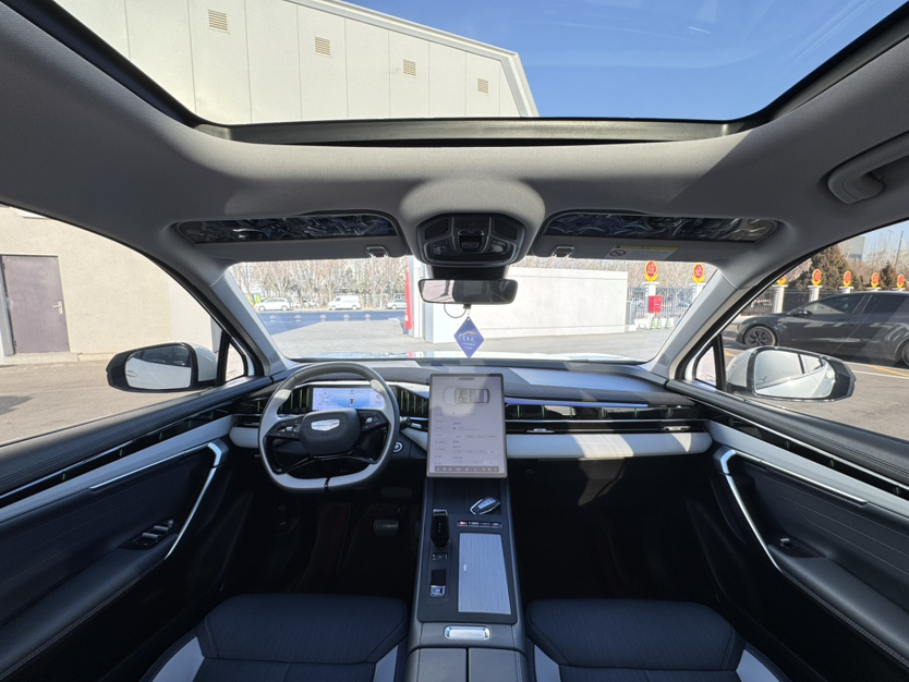 GEELY Boyue L 2024 car image #6