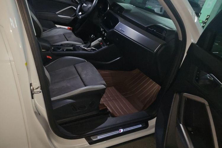 Audi Q3 2022 #23 Audi Q3 2022 car image #23