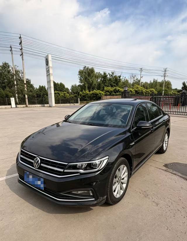 Volkswagen Bora 2020 car image 