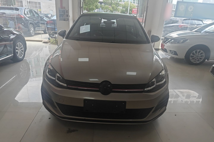 Volkswagen Golf 2016 immagine di auto #3