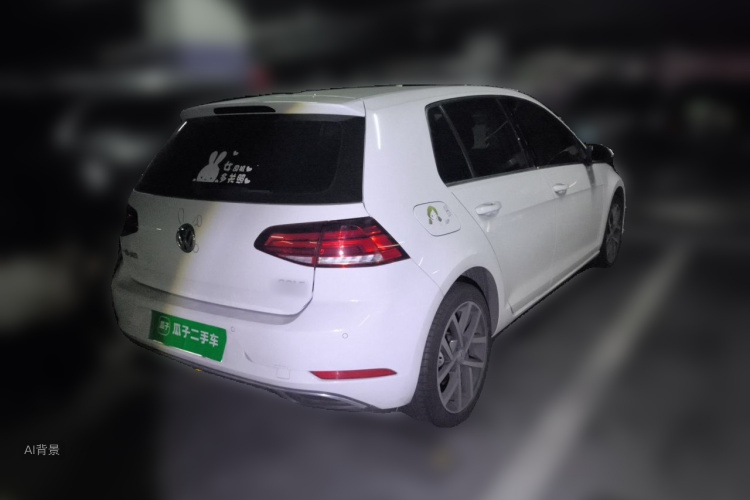 Volkswagen Golf 2020 car image #7