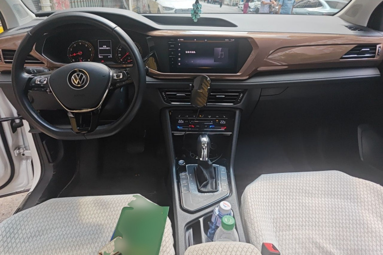 Volkswagen Tharu 2021 #7 Volkswagen Tharu 2021 car image #7