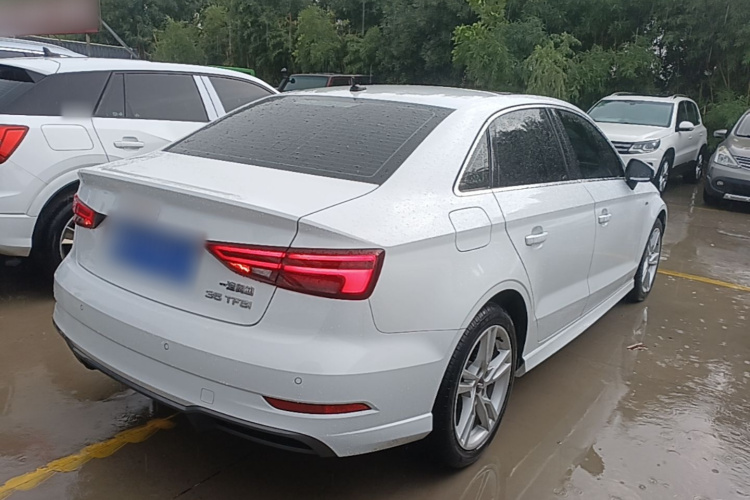 Audi A3 2020 car image #7
