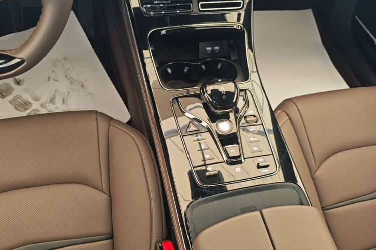 BYD Han 2021 car image #14
