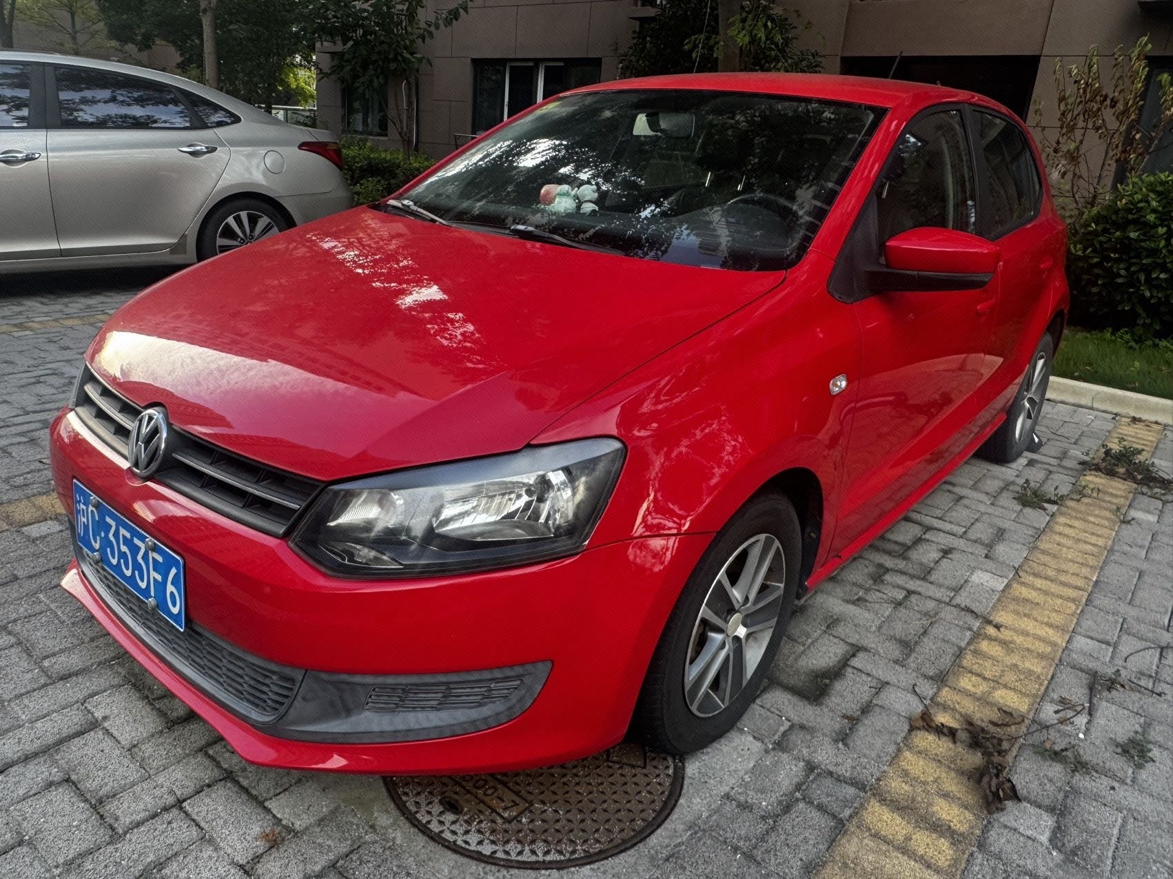 Volkswagen Polo 2013 Volkswagen Polo 2013 car image