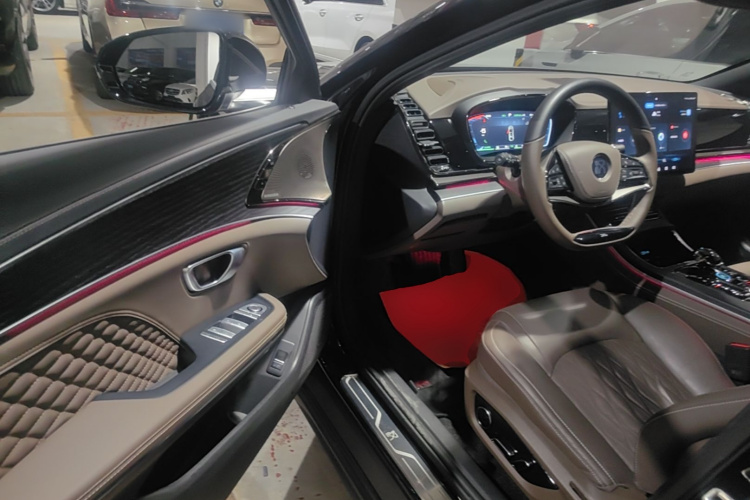 BYD Han 2023 #16 BYD Han 2023 immagine di auto #16