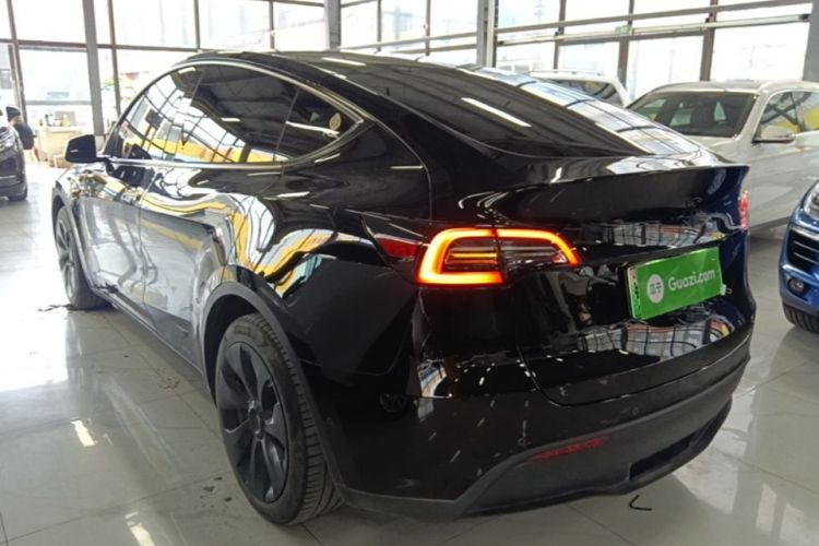 Tesla Model Y 2022 #5 Tesla Model Y 2022 immagine di auto #5