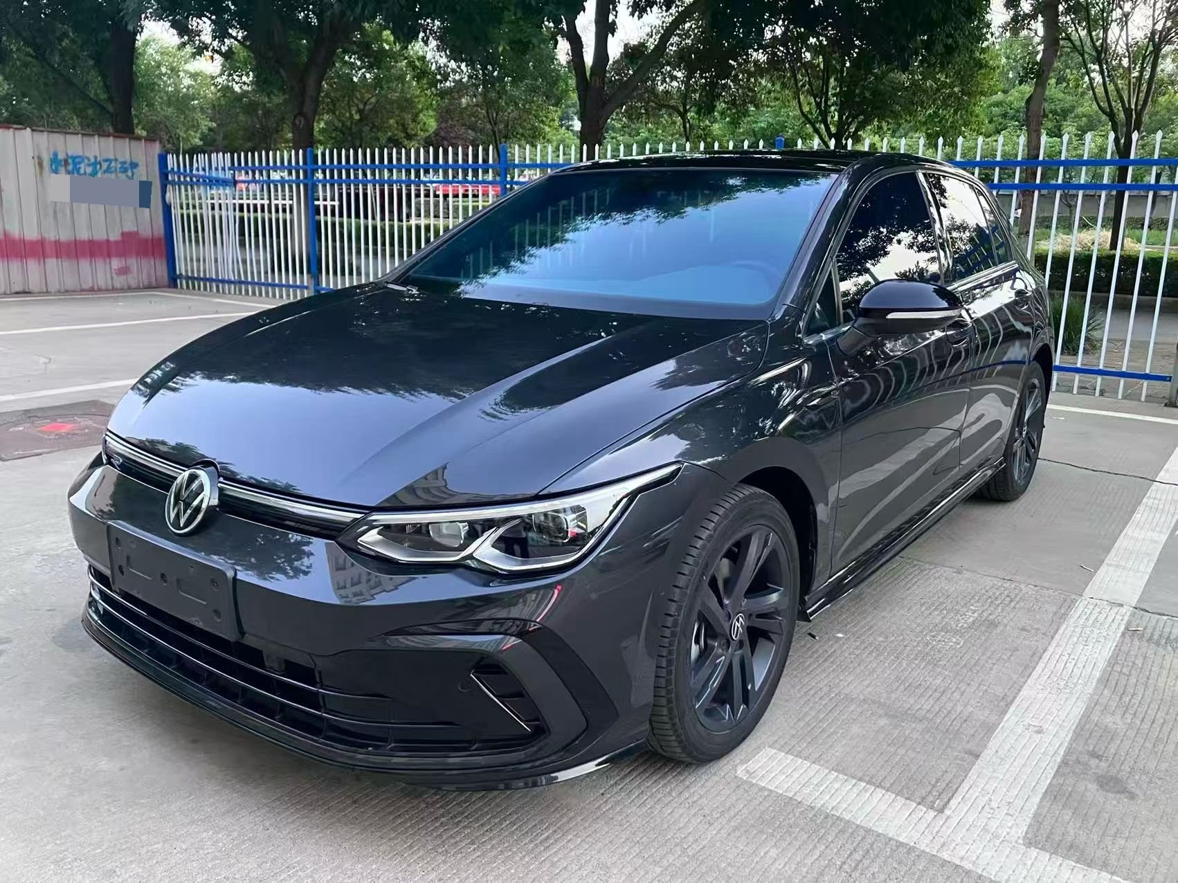 Volkswagen Golf 2023 car image 