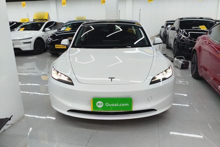Tesla Model 3 2025 #3 Tesla Model 3 2025 car image #3