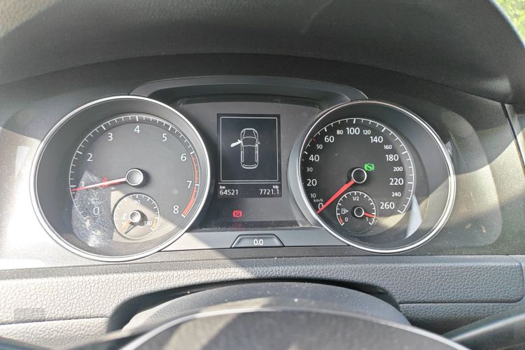 Volkswagen Golf 2017 imagen de coche #13