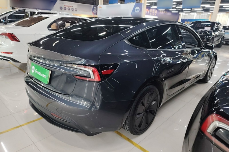 Tesla Model 3 2025 #7 Tesla Model 3 2025 car image #7