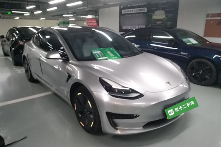 Tesla Model 3 2021 car image #4