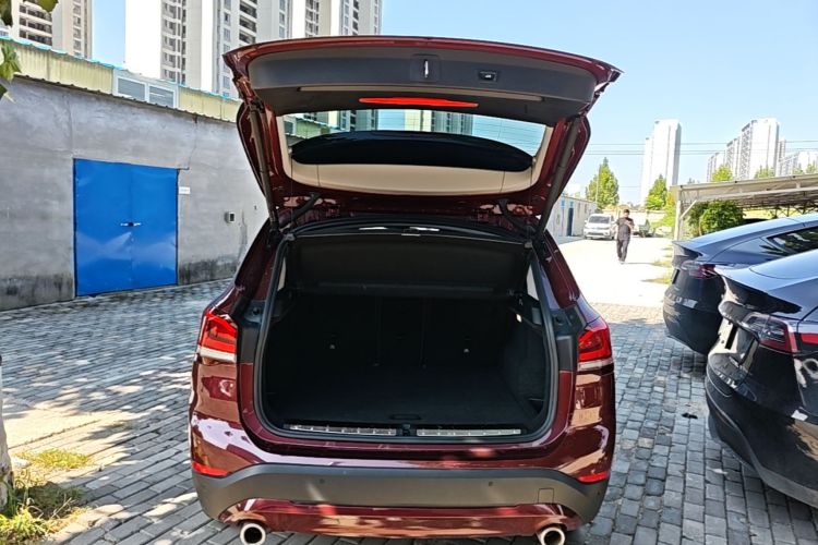 BMW X1 2021 car image #19