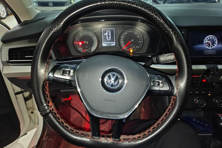 Volkswagen Lavida 2020 #11 Volkswagen Lavida 2020 car image #11