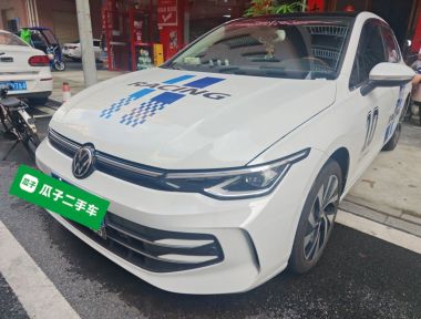 Volkswagen Golf 2025 car image 