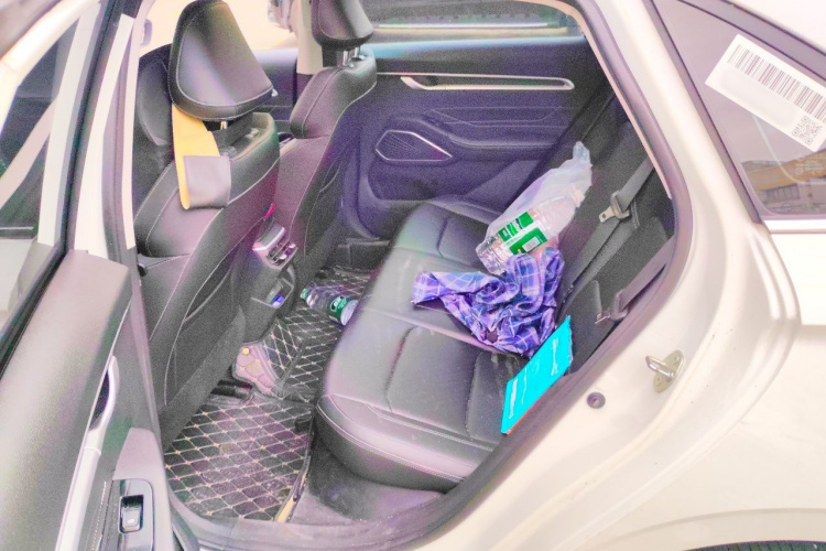 GEELY Emgrand 2023 car image #10