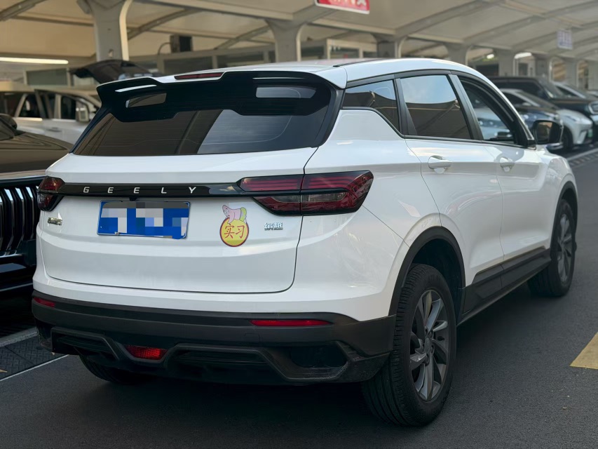 GEELY Coolray 2026 #6 GEELY Coolray 2026 изображение автомобиля #6