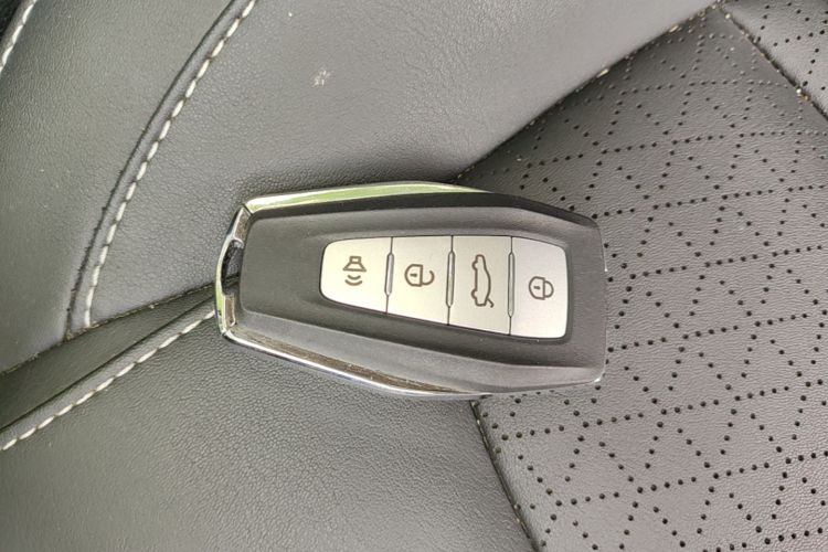 GEELY Emgrand 2021 #9 GEELY Emgrand 2021 car image #9