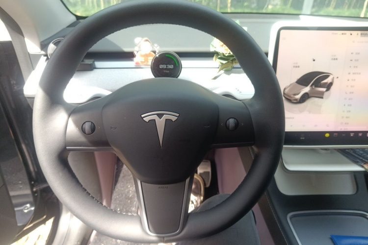 Tesla Model Y 2024 #16 Tesla Model Y 2024 immagine di auto #16