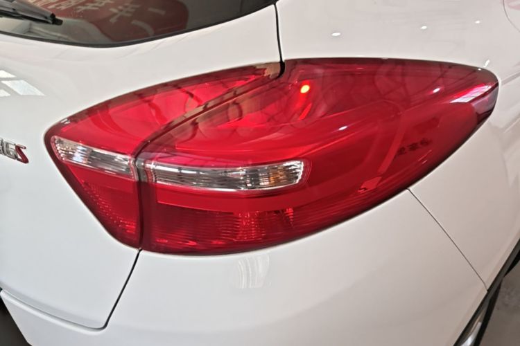 GEELY Emgrand GS 2019 #8 GEELY Emgrand GS 2019 car image #8