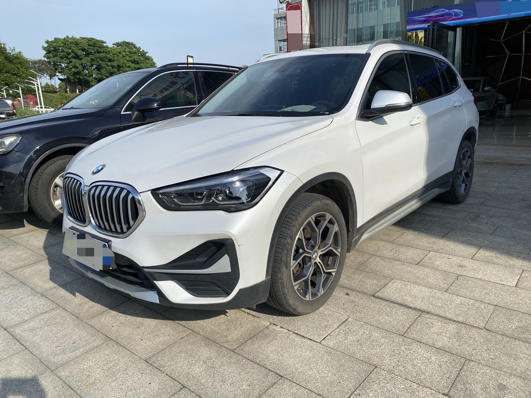 BMW X1 2022 car image 